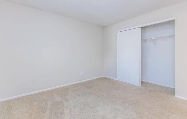 2 beds, 2 baths, 950 sqft, $1,299