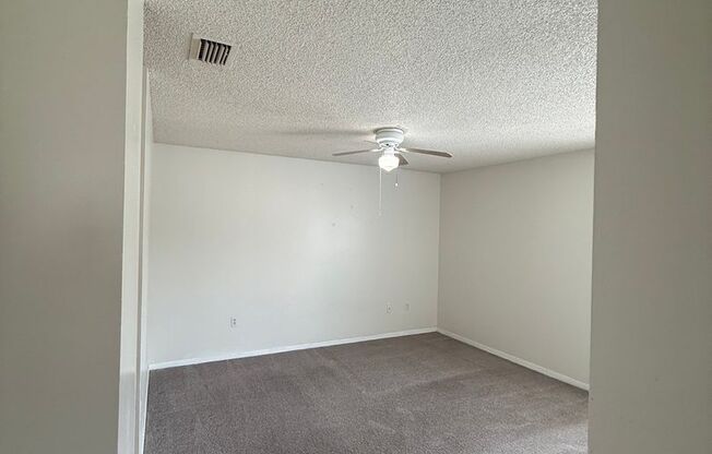 2 beds, 1.5 baths, $1,400