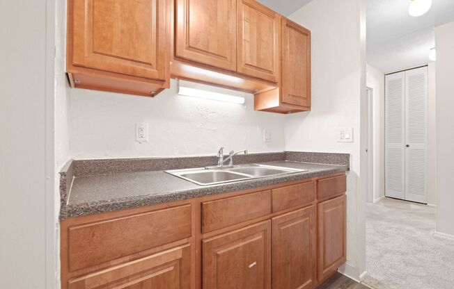 1 bed, 1 bath, 680 sqft, $1,025, Unit 377-301