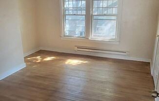1214 W 8th