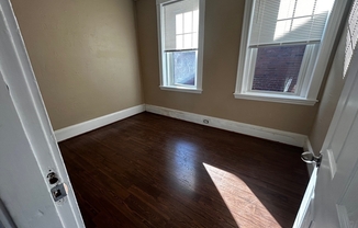 1 bed, 1 bath, 575 sqft, $2,000, Unit 6