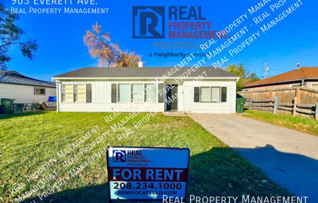 963 EVERETT AVE