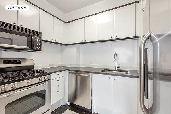 Studio, 1 bath, $4,000, Unit 3411