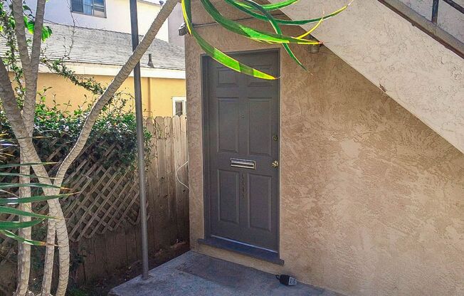 1649-63 Scott Street