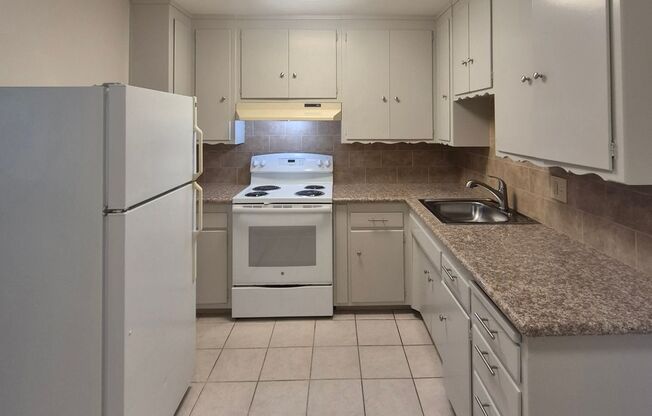 G Street - 2321 G St.