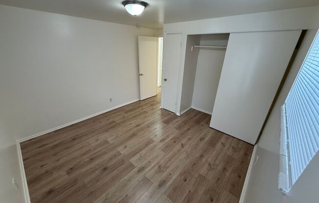 2 beds, 1 bath, 800 sqft, $1,400, Unit 2