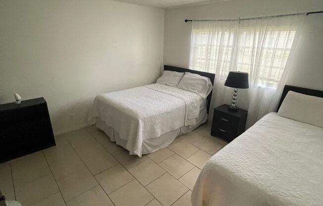 Charming Unit Apartment in Lauderhill