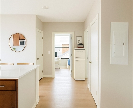 2 beds, 2 baths, 921 sqft, $4,500, Unit 505