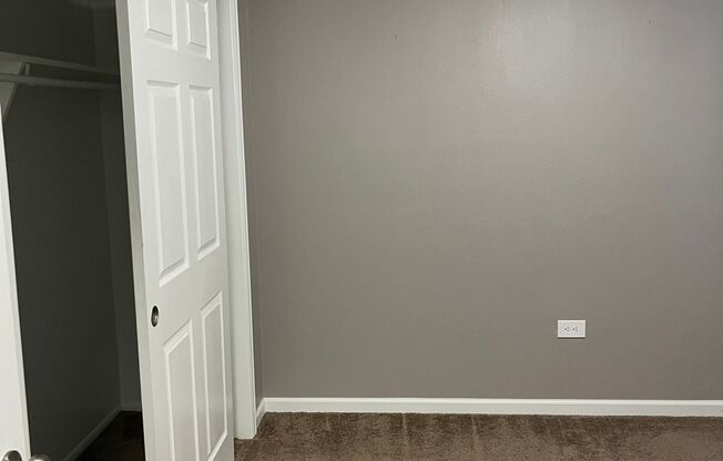 Greentree Apartments - Beautiful Remodeled Aprtments