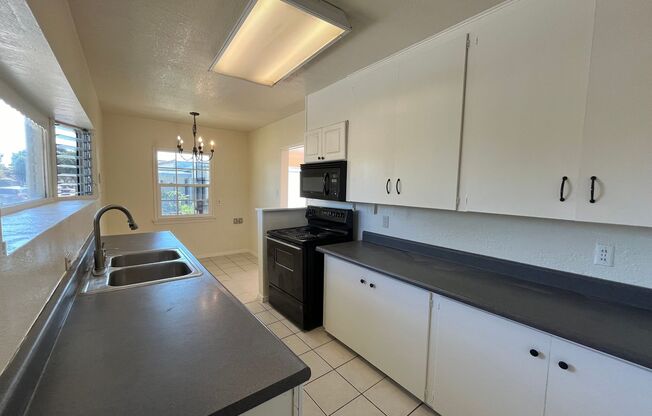 2 beds, 2 baths, $2,850