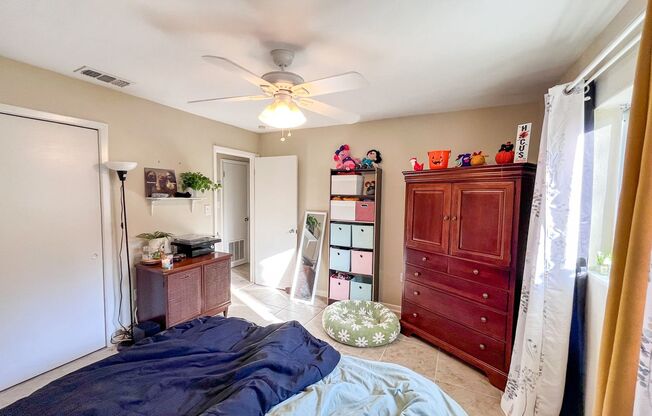 2 beds, 1 bath, $1,500