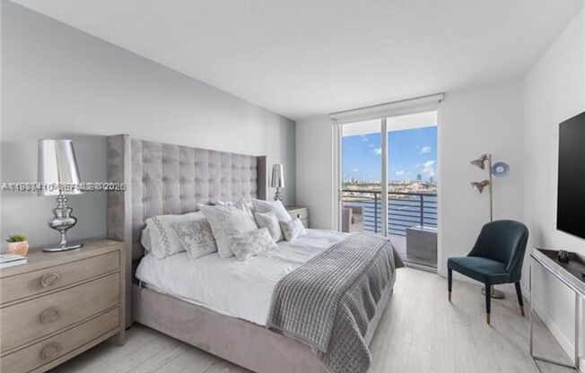 3 beds, 2 baths, 1,792 sqft, $7,500, Unit 335 S Biscayne # 2309