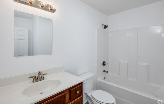 2 beds, 1 bath, $1,250, Unit 1200-304