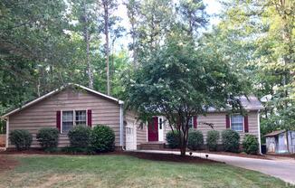 912 CASTALIA DR