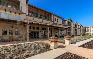 Exterior Landscape at Mariposa at Harris Road Arlington 55+ Apartments, Arlington Texas 