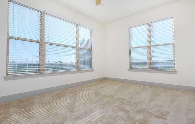 2 beds, 2 baths, 1,292 sqft, $2,117