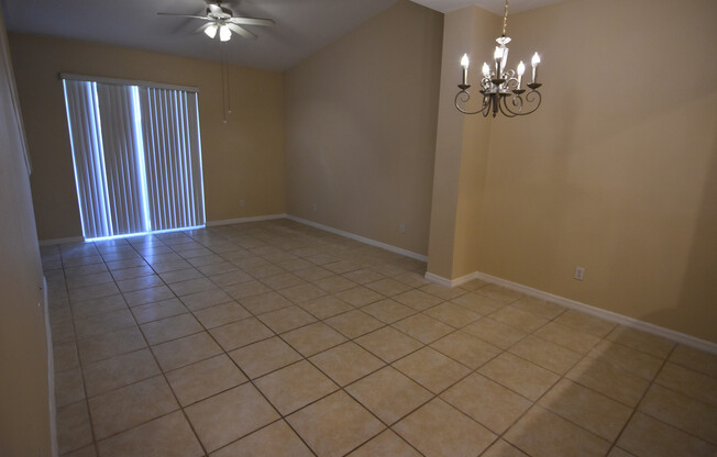 3 beds, 2.5 baths, $2,100