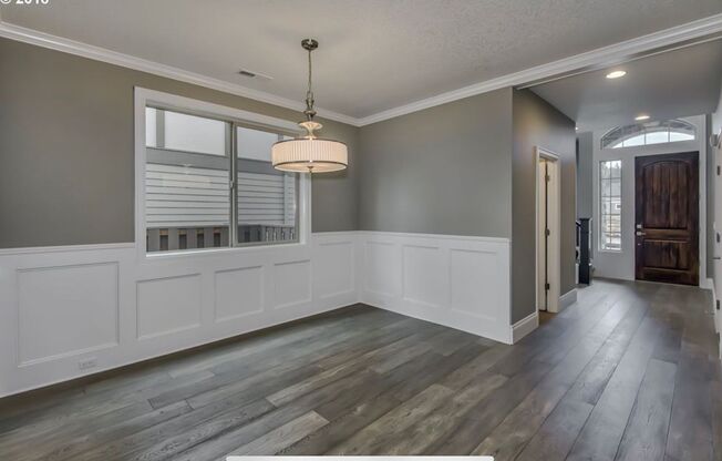 Stunning Executive Home in Cedar Mill/Bethany Area - Pets ok - Avail June 10 2025
