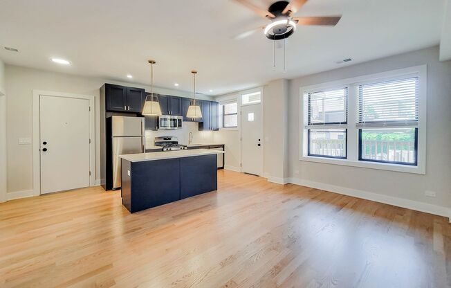 2 beds, 2 baths, 850 sqft, $3,500, Unit 2026-2B