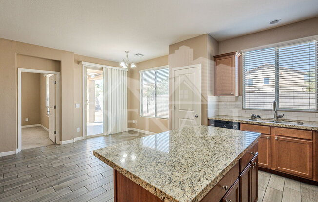 3 beds, 2 baths, 1,870 sqft, $2,195
