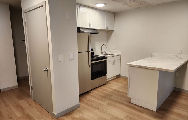 Studio, 1 bath, 522 sqft, $1,375, Unit 137