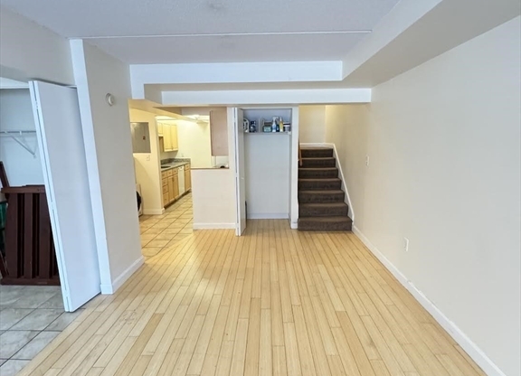 2 beds, 1 bath, 818 sqft, $3,600, Unit 55k