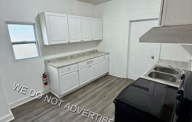 3 beds, 1 bath, $1,200