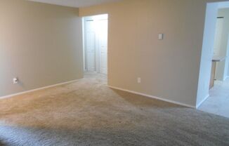 1 bed, 1 bath, 650 sqft, $1,125, Unit C09