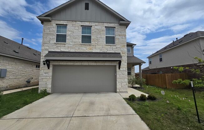 Spacious 4/3 in Pflugerville