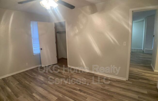 3 beds, 2 baths, 1,717 sqft, $1,600