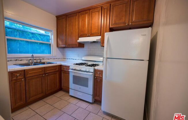 1 bed, 1 bath, 750 sqft, $2,600, Unit 1600 3/4