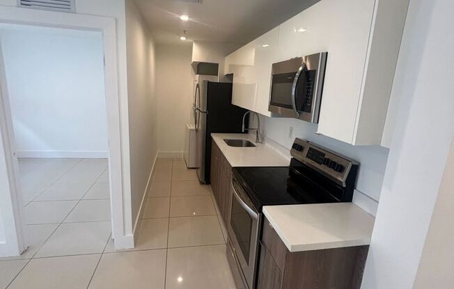 2 beds, 1 bath, 550 sqft, $1,895, Unit 821-301
