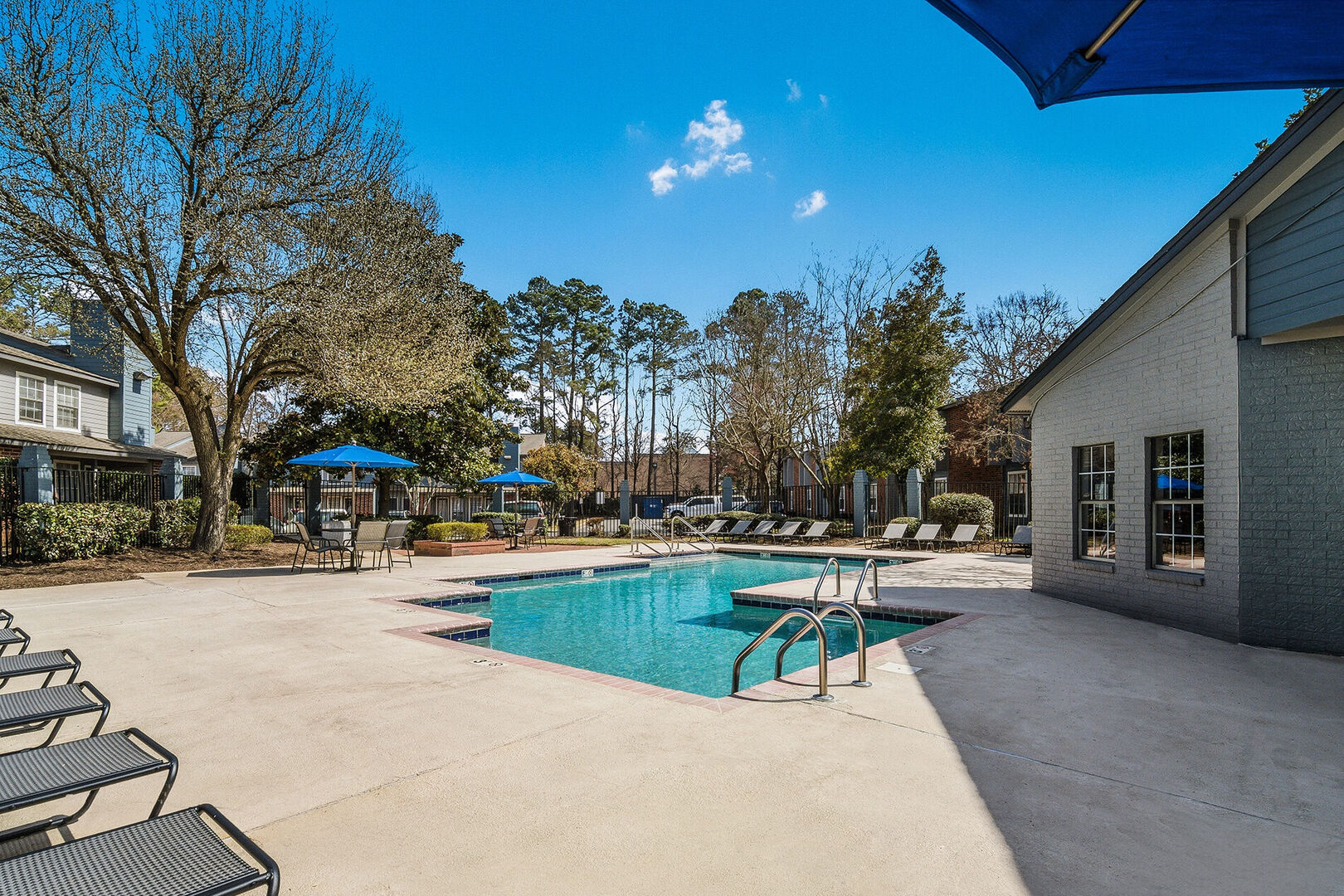 Peppertree Apartments