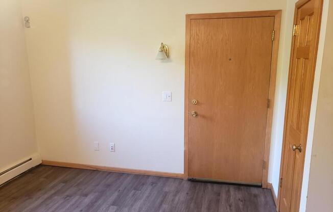 1020 40th Avenue NE. # 2