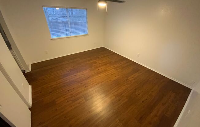 2 beds, 2 baths, 989 sqft, $1,715, Unit 11634B
