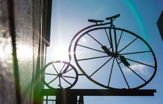 Live/Work Loft Available NOW!