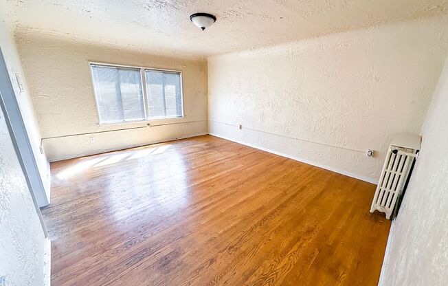1 bed, 1 bath, 590 sqft, $2,225, Unit 09
