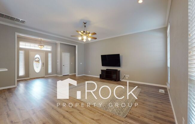 Need space? Take a look at this 4 Bedroom/4.5 Bathroom Home in SW Edmond! *HALF OFF 1st Month's Rent*