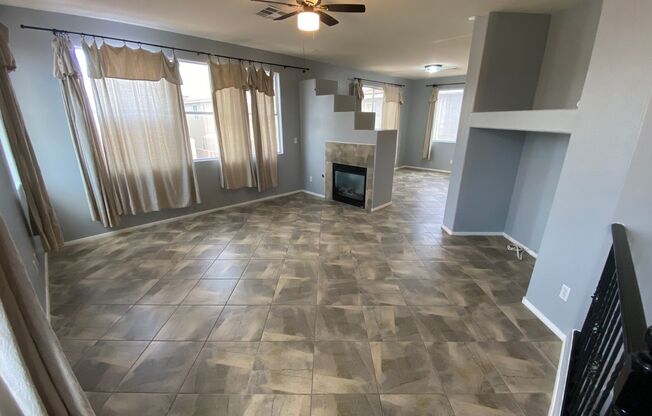 Wonderful 2 bed/2 bath house located in South Las Vegas