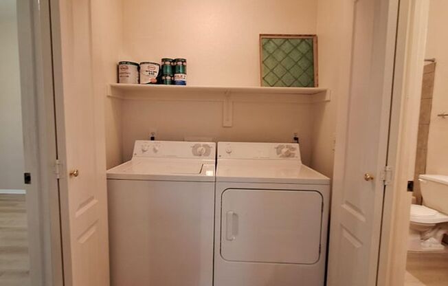 1 bed, 1 bath, $1,200