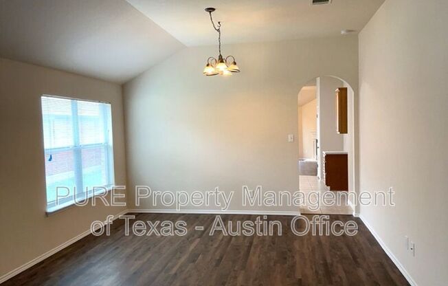 406 PECAN GRV DR