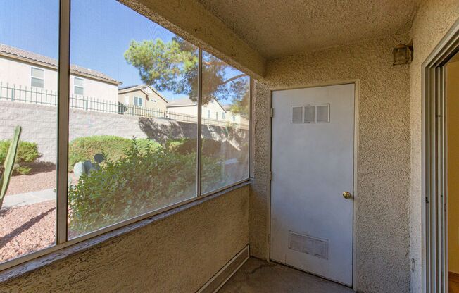 3 beds, 2 baths, $1,325, Unit Bldg 58