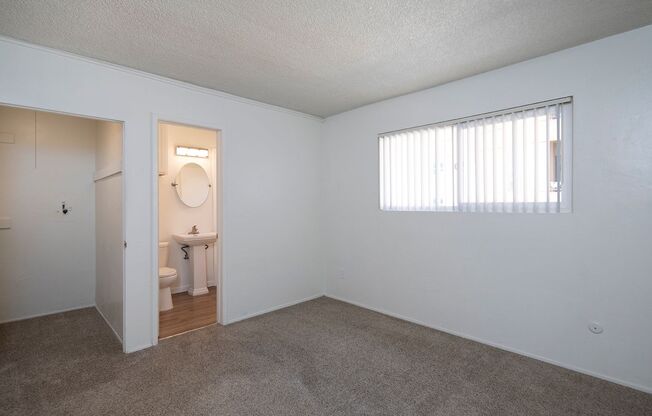 1 bed, 1 bath, $1,995, Unit 65