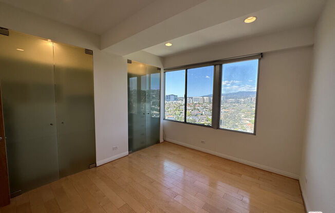 2 beds, 2 baths, 1,182 sqft, $5,750, Unit 1911