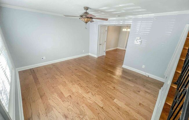 27 Villa Ct SE