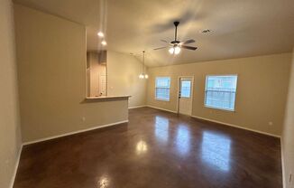 3 beds, 2 baths, $1,350, Unit 2599 Pahmeyer Rd