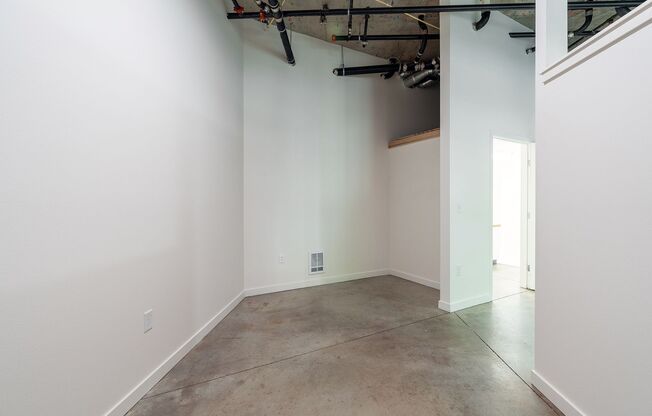 1 bed, 1 bath, 658 sqft, $1,899