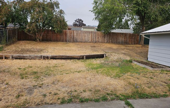 208 Aquarius Way, La Grande, Oregon 97850