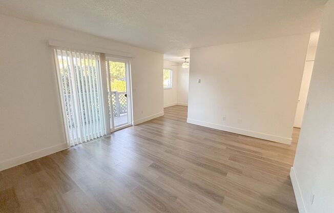 2 beds, 1 bath, 700 sqft, $1,495, Unit 54