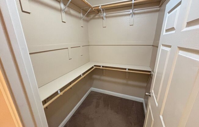 2 beds, 2 baths, $1,495, Unit #2040